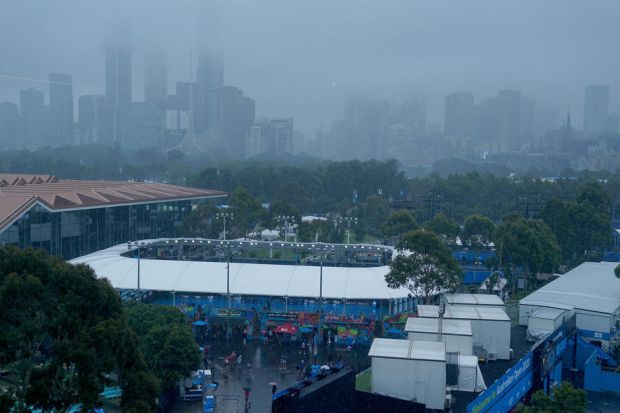 Први дан Аустралиан опена и одмах проблеми за организатора: Киша пореметила распоред